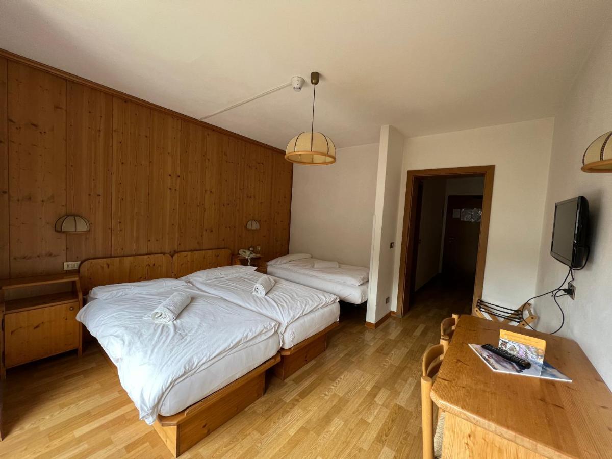 Hotel D'La Varda Di Topran D'Agata Paolo &C Sas Падола Стая снимка