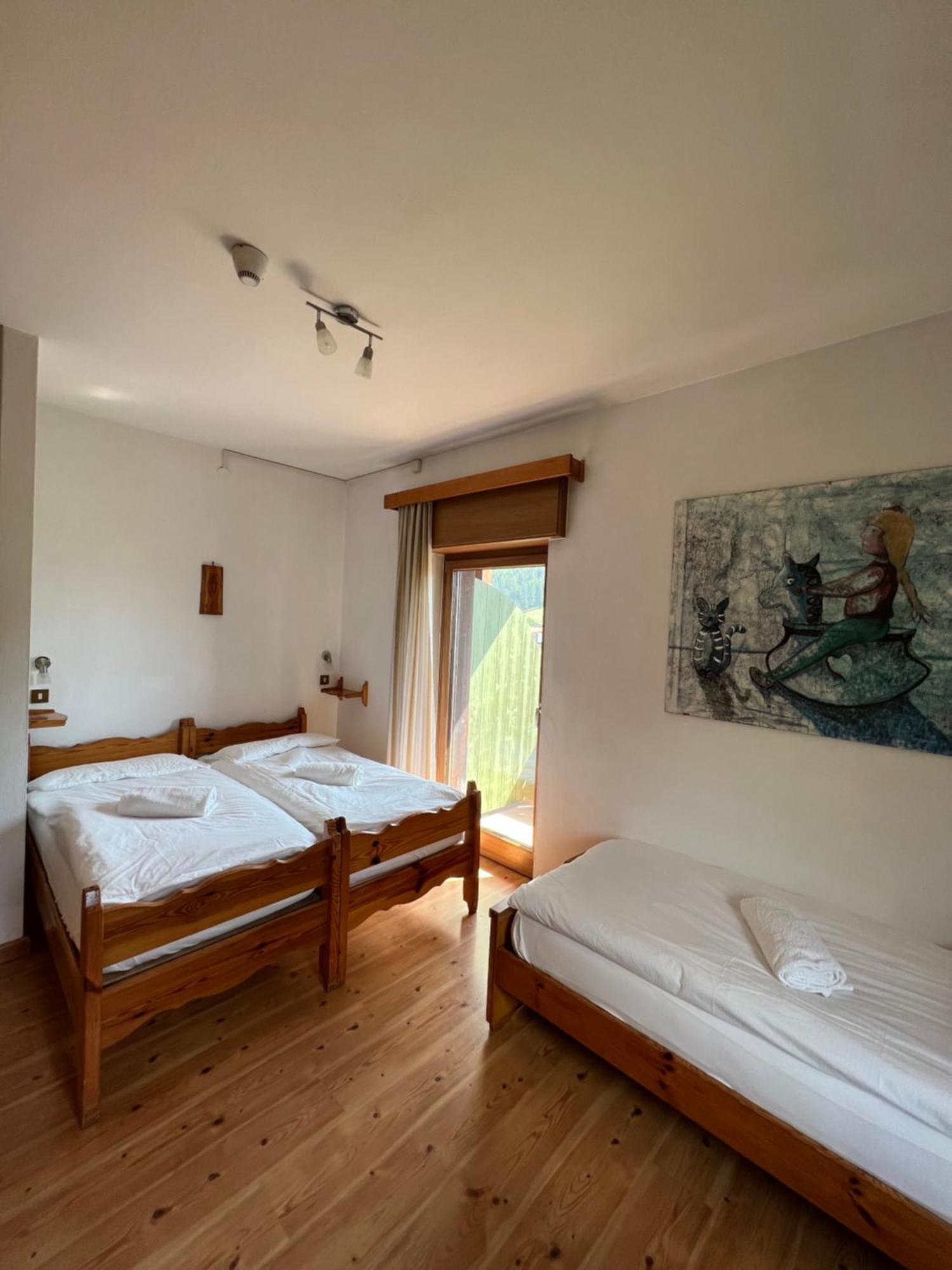 Hotel D'La Varda Di Topran D'Agata Paolo &C Sas Падола Стая снимка