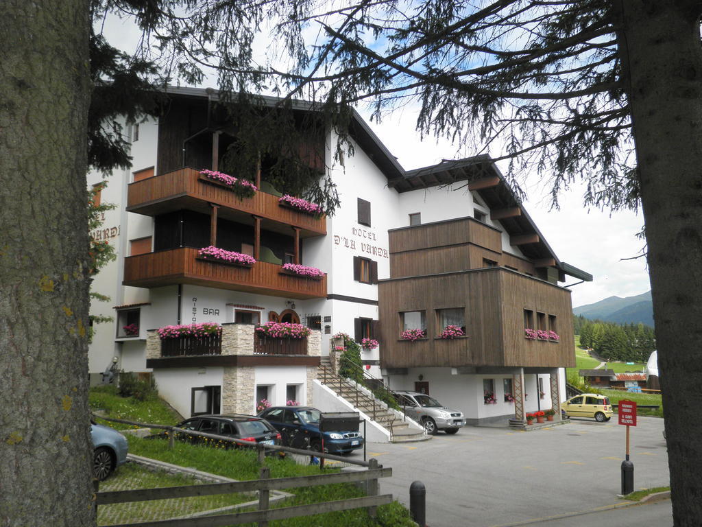 Hotel D'La Varda Di Topran D'Agata Paolo &C Sas Падола Екстериор снимка